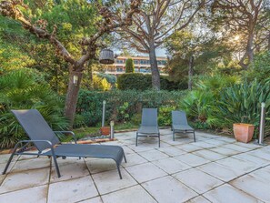 Terrace/patio - Le Bailli by Interhome (Saint-Tropez)