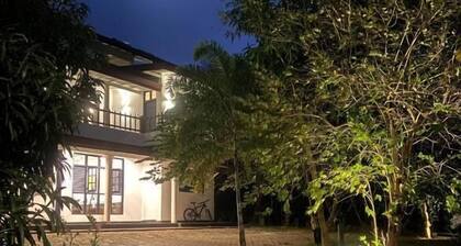 Beachside Stay Steps from Mawella Beach