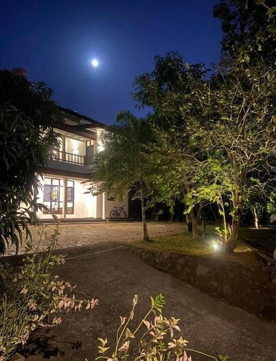 Beachside Stay Steps from Mawella Beach