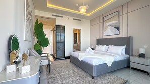 Iron/ironing board, WiFi, bed sheets - Romantic 1BR with Hot Tub Balcony in Business Bay - 10AB08 (Dubai)