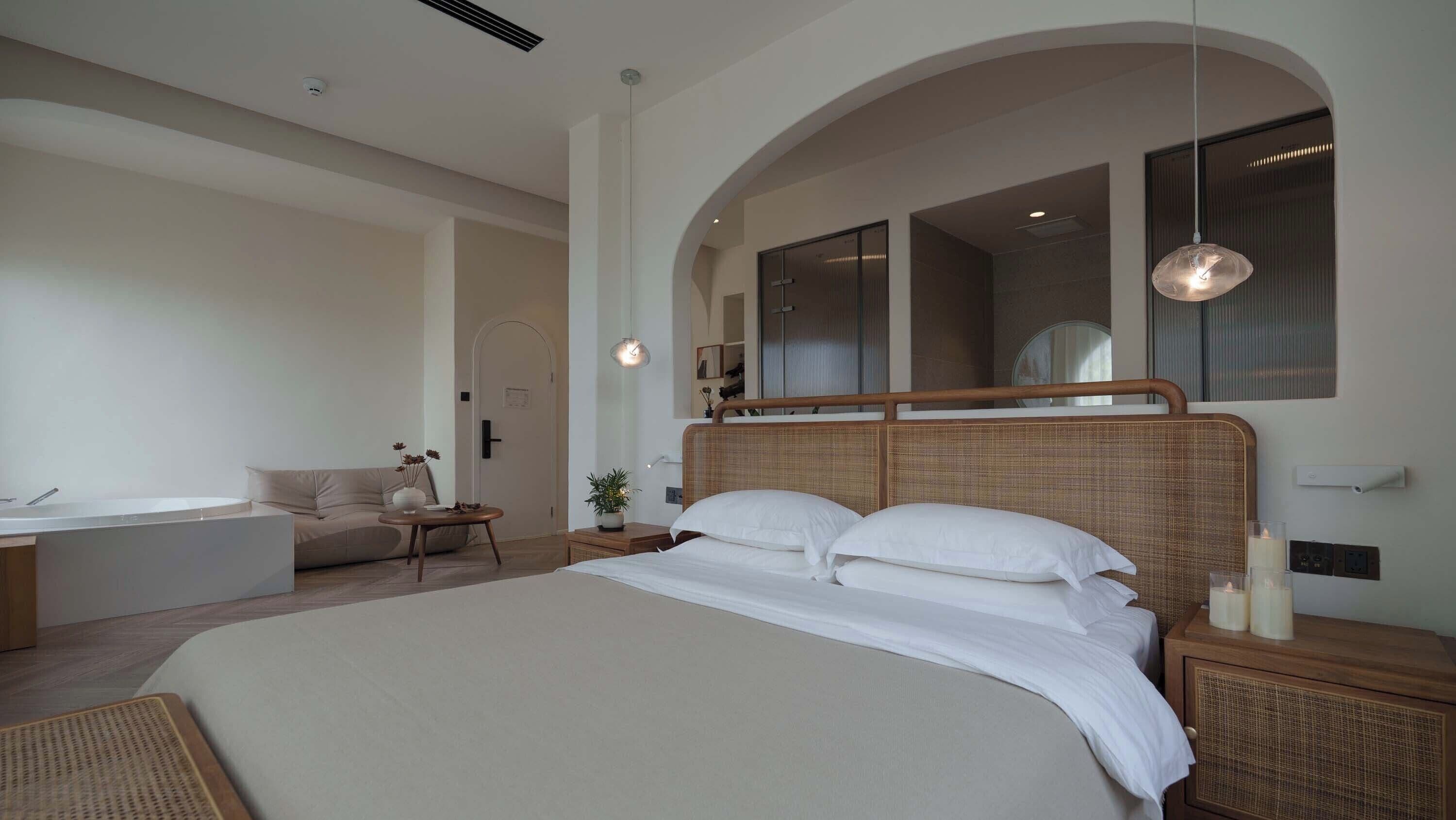 Habitación doble Confort, vista al mar | Minibar, escritorio, espacio para trabajar con laptop y wifi gratis 