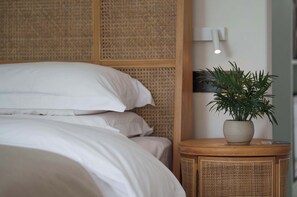 Superior Double Room, Sea View | Living area - Dali Xiran Erhai Villa (Dali)