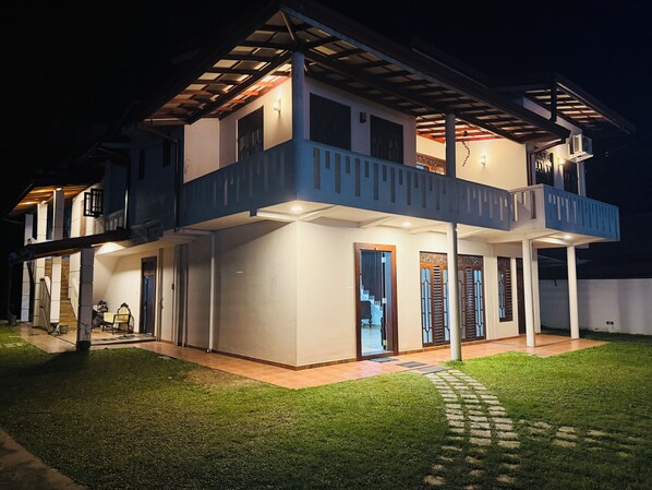 Front of property - Homestead Escape (Mirissa)