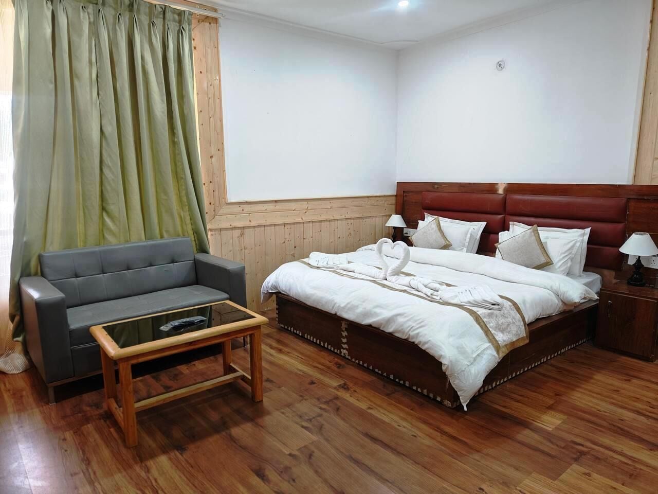 Standard Double Room | Free WiFi