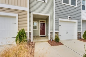 Exterior detail - Private Patio! Sleek & Stylish Smithfield Townhome (Smithfield)