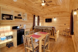 Interior - Lakefront Cabin 2 w/ Dock Access on Sodus Bay! (North Rose)