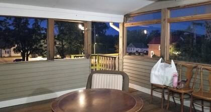 Comfy, Freshly Remodeled Apt Near Nauvoo Temple