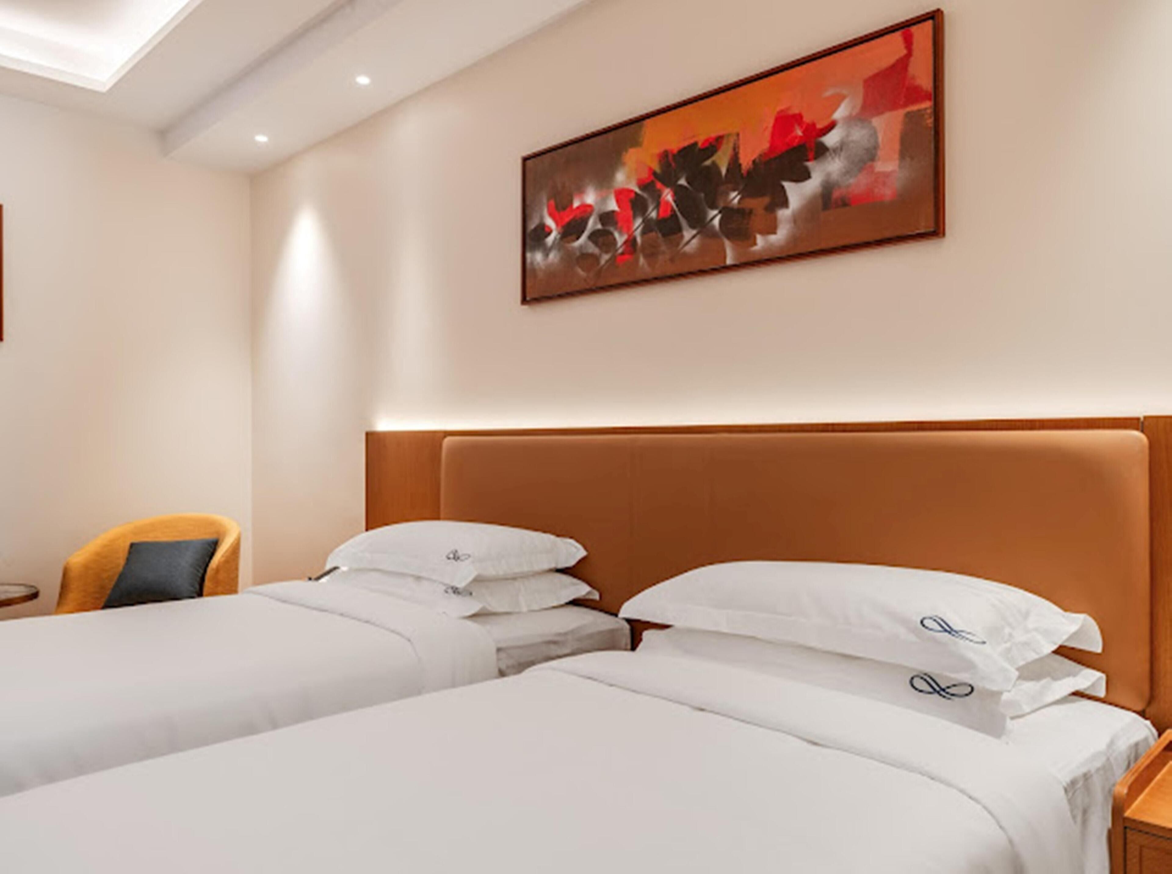 高級客房, 2 張單人床 | 書桌、筆電工作空間、隔音、熨斗/熨衣板