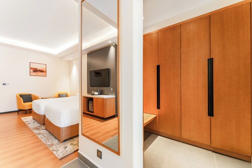 Bamus Sarovar Portico Kampala