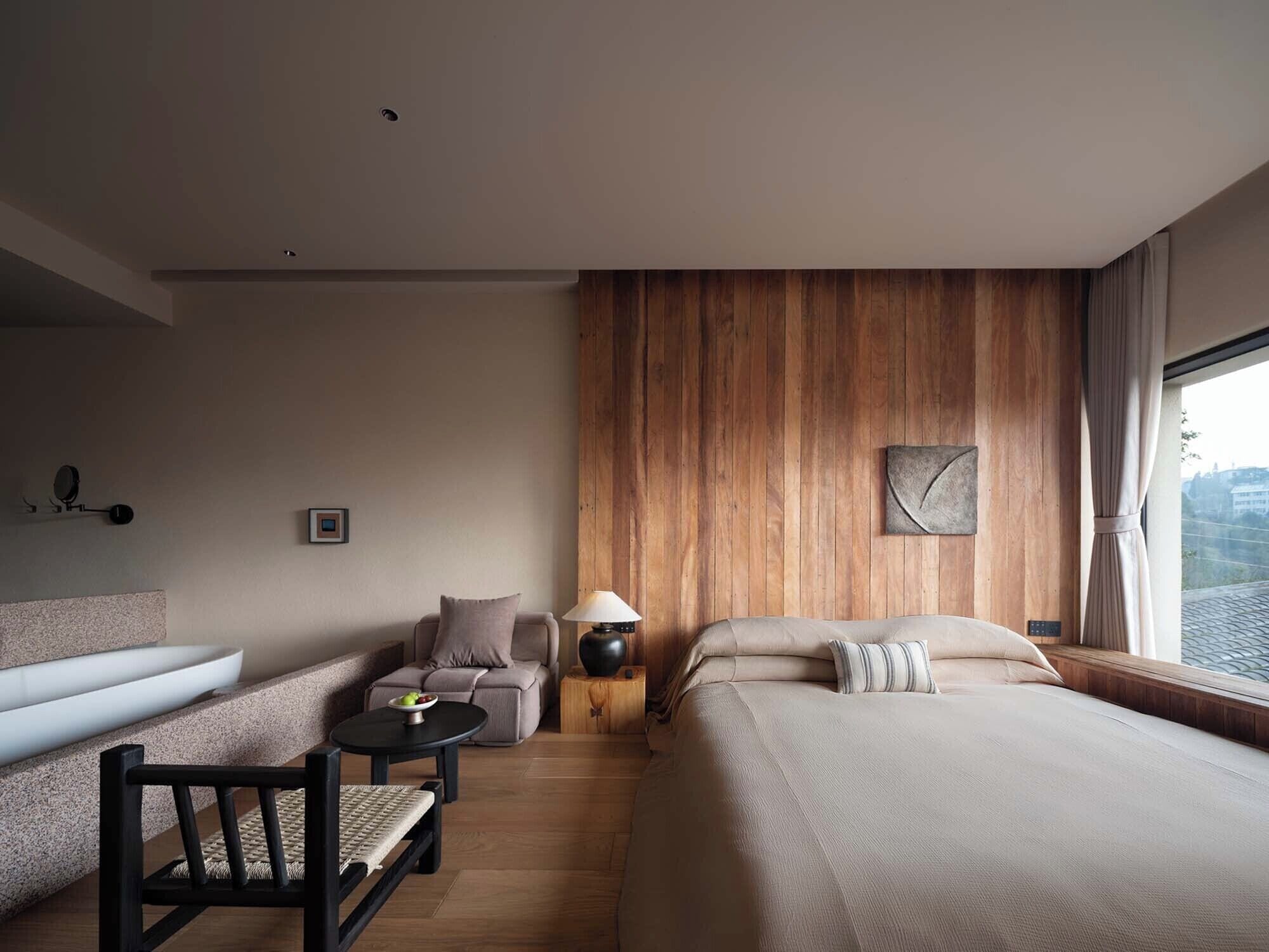 Kahden hengen tavanomainen huone, patio, vuoristonäköala | Minibaari, yksilöllisesti sisustettu, yksilöllisesti kalustettu