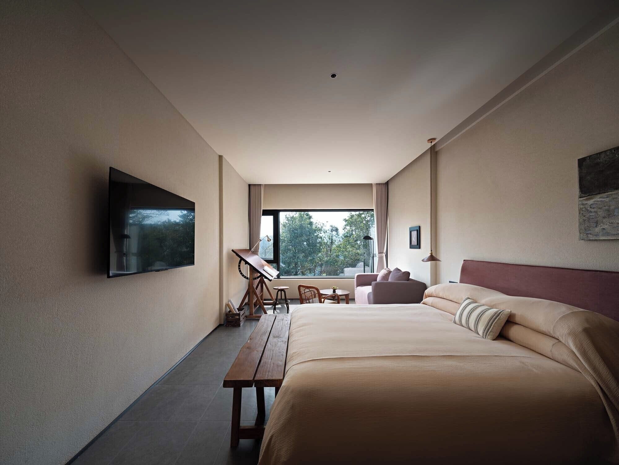 Kahden hengen seniorihuone, vuoristonäköala | Minibaari, yksilöllisesti sisustettu, yksilöllisesti kalustettu