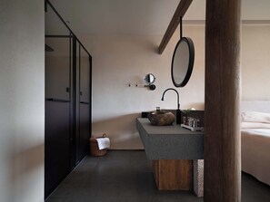 Comfort Double Room, Mountain View | Bathroom | Free toiletries, hair dryer, bathrobes, towels