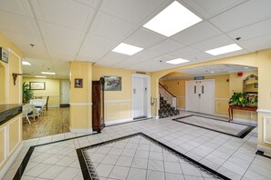 Lobby - Prime Walkable Location! Ocean City Studio (Ocean City)