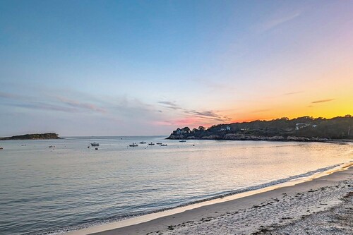 Escape to Cape Ann | Steps to Beach & Pier!