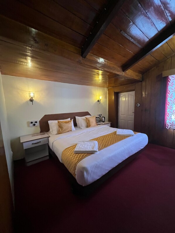 Standard Room | Free WiFi