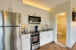 Fridge, microwave, stovetop, coffee/tea maker - Oceanview retreat at Point Pleasant Resort, USVI (St. Thomas)