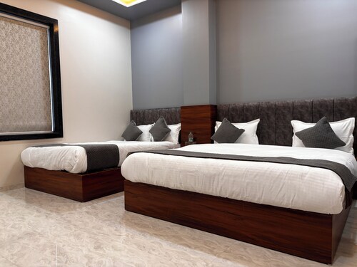 Hotel Lakshya Raj Palace - Khatushyamji