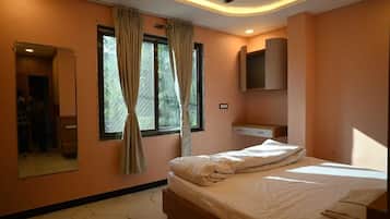 Espace de travail pour ordinateur portable, lits pliants/supplémentaires