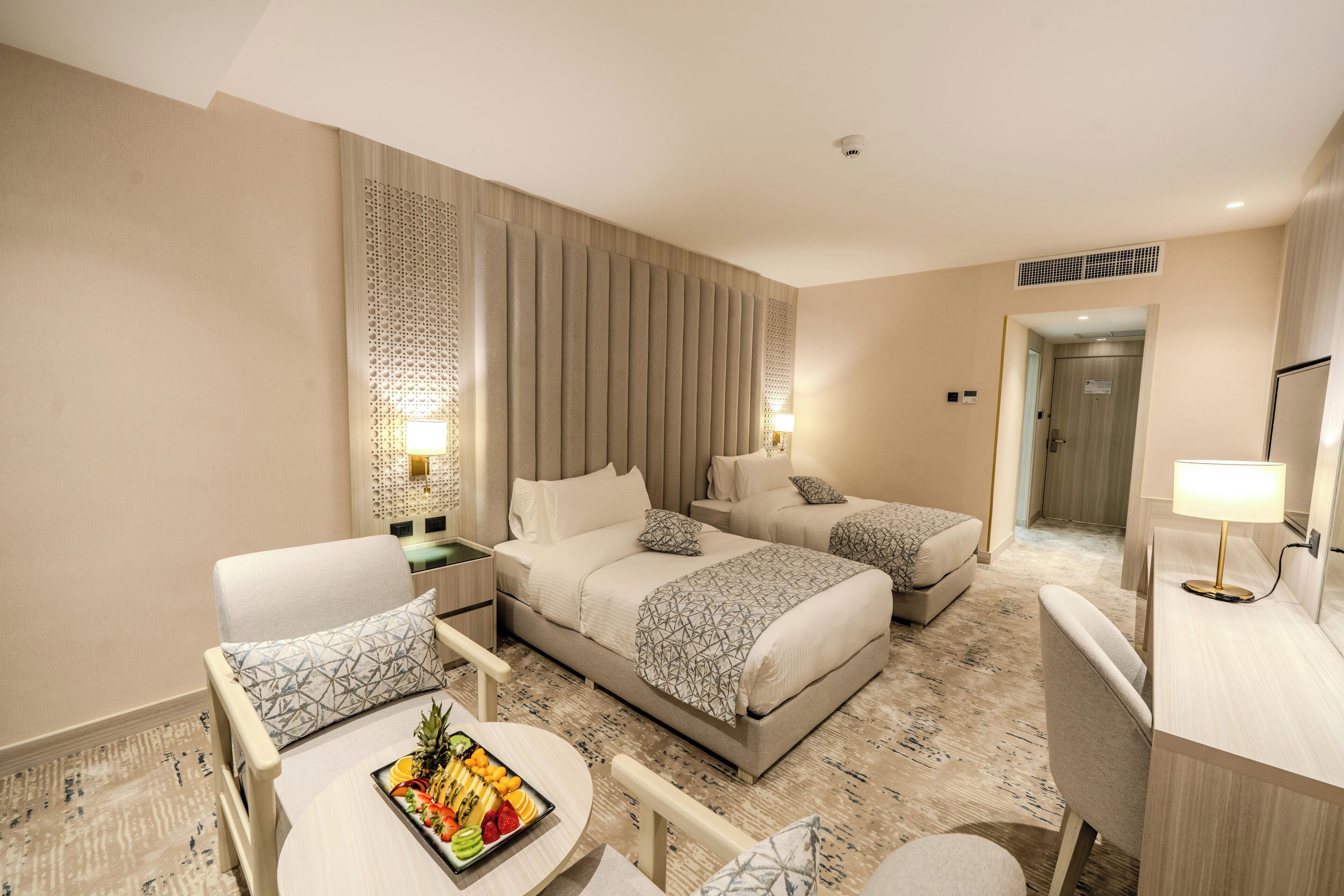 Standard Twin Room, Garden View | Desk, soundproofing, iron/ironing board, free WiFi