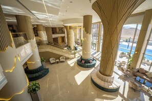 Lobby sitting area - Petra Pillars Luxury Hotel (Wadi Musa)