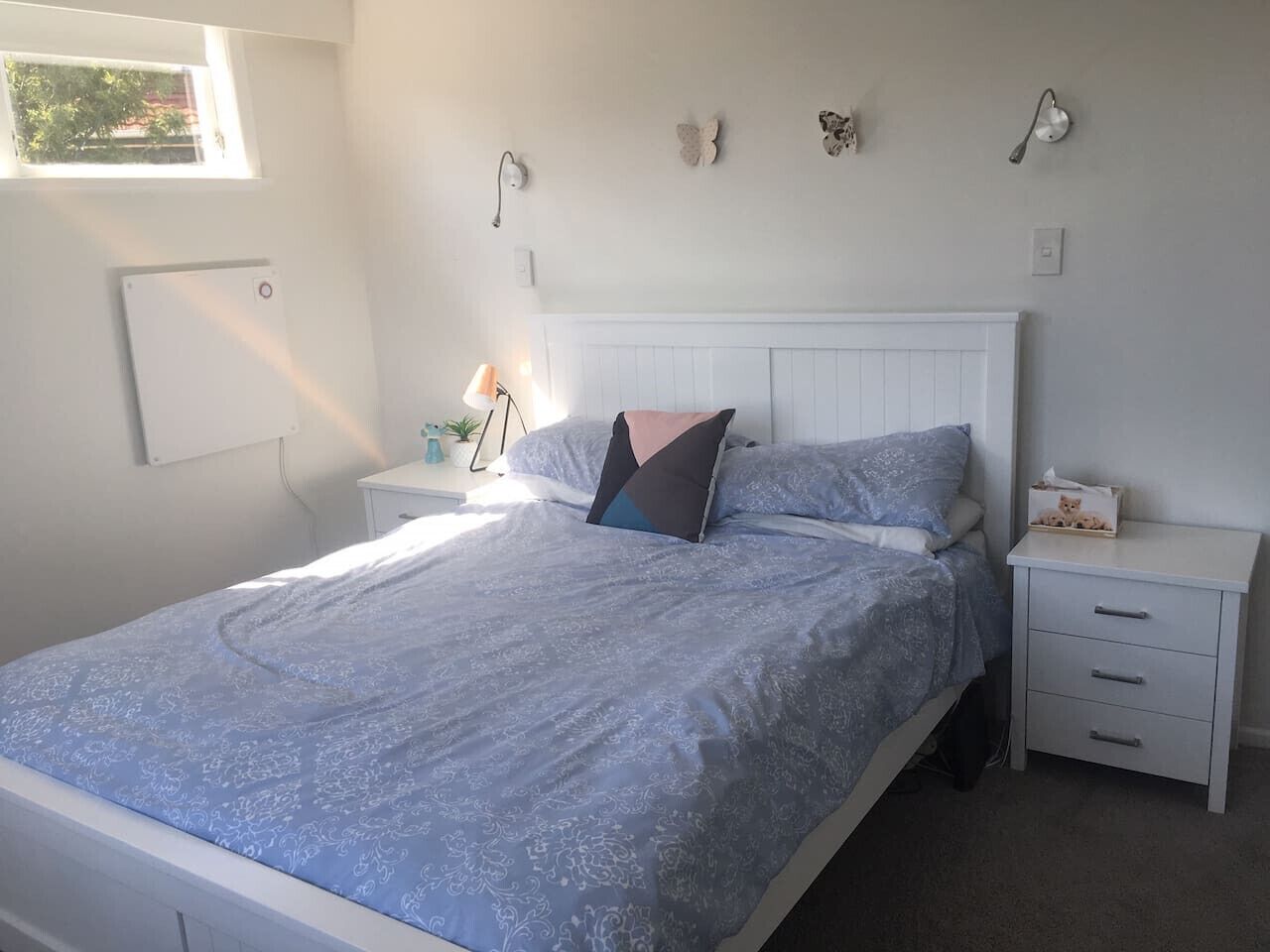 4 bedrooms, desk, iron/ironing board, WiFi