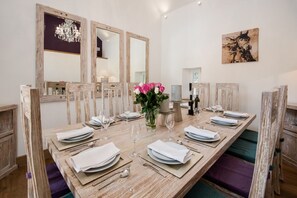 تناول الطعام