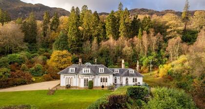 Graceful Estate - Best for Family Gatherings