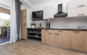 Fridge, microwave, stovetop, dishwasher - Stunning apartment in Silo with WiFi (Silo)