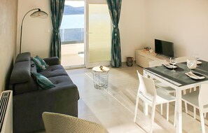 Smart TV - Gorgeous apartment in Stara Novalja with heated swimming pool (Stara Novalja)