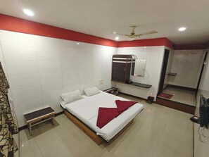 Free WiFi - Hotel vishal  (Surat)