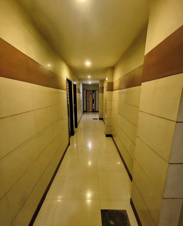 Lobby - Hotel vishal  (Surat)
