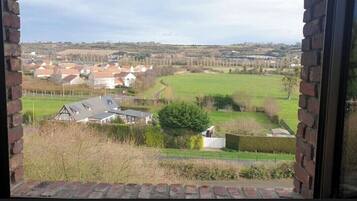 Soundproofing, free WiFi, wheelchair access