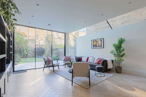 Impeccably Designed 5BD Family Home in West London