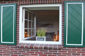 Exterior detail - The country house modern retreat (Werdum)