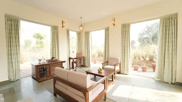 Villa with Private Pool | Free WiFi