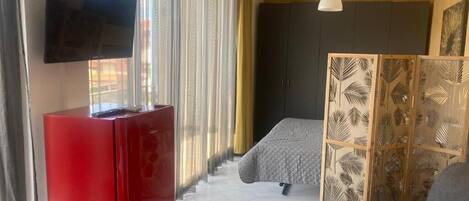 Apartment, Patio, City View | Soundproofing, free WiFi