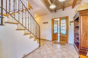 Interior - Villa Delfin, Son Carria-Cala Millor, up to 8 pers./pool/WIFI/garden/beach (Manacor)