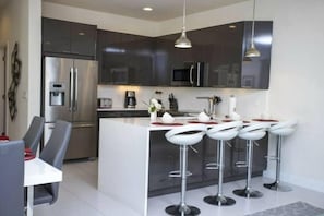 Room - Serenity Resort 3 Bedroom Vacation Home 17419 (Clermont)