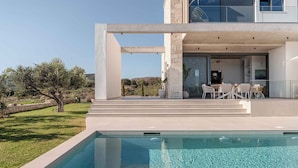Pool - Himmel Villas | Seaview Luxury & 2 Private Pools (Chania)