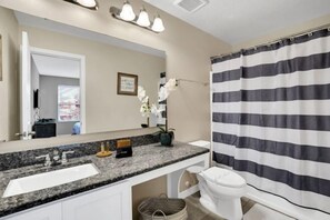 Room - Charming Chalet at Compass Bay CB101 (Kissimmee)