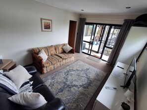 Studio, 1 Schlafzimmer, Balkon | Wohnzimmer