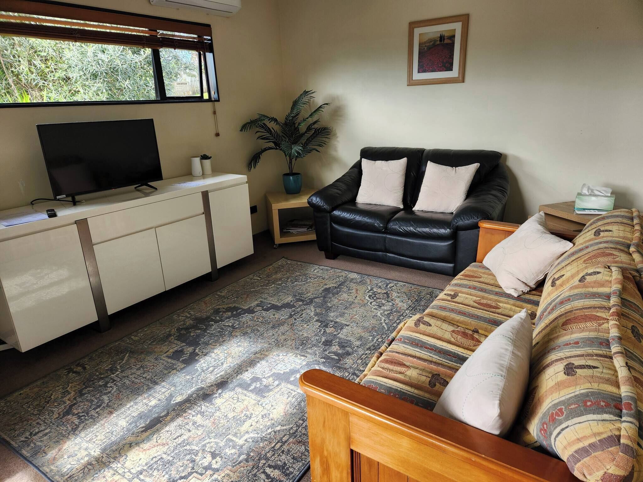 Studio, 1 Bedroom, Balcony | Living room