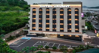 VAVANT TOURIST HOTEL
