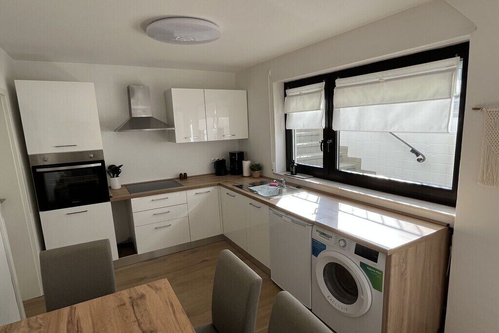 Réfrigérateur, four, plaque de cuisson, lave-vaisselle