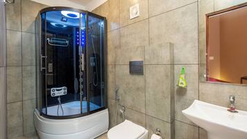 Salas para tratamentos a dois, sauna seca, sauna a vapor