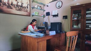 Gambar tidak terklasifikasi, 5 dari 43, tombol
