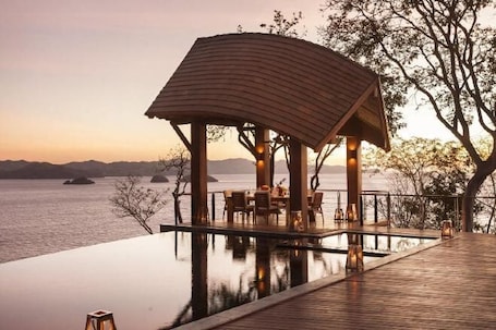 Restaurante al aire libre. Four Seasons Resort Costa Rica