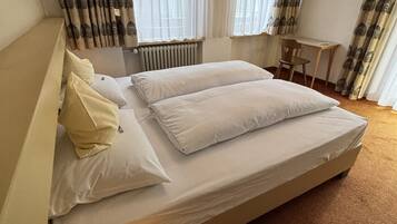 Camera doppia, non fumatori | Una cassaforte in camera, Wi-Fi gratuito