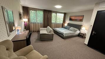 Iron/ironing board, WiFi