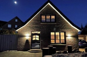 Exterior - Holiday home in Büsum with swimming pool (Büsum)